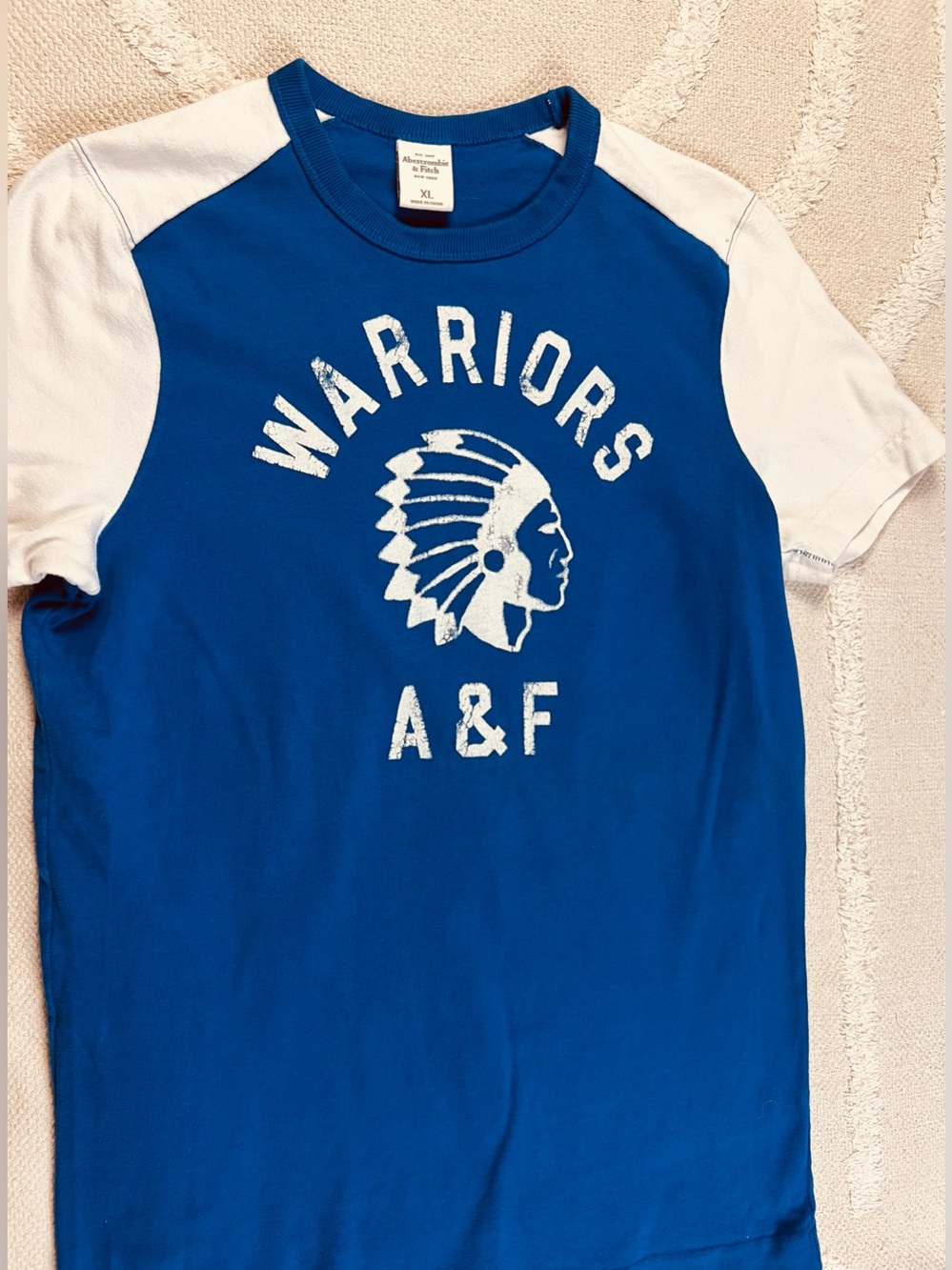 Vintage Y2K Abercrombie & Fitch “Warriors” Raglan Tee – Royal Blue & White – XL